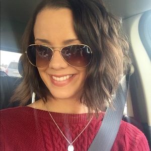 Meet your Posher, Julie